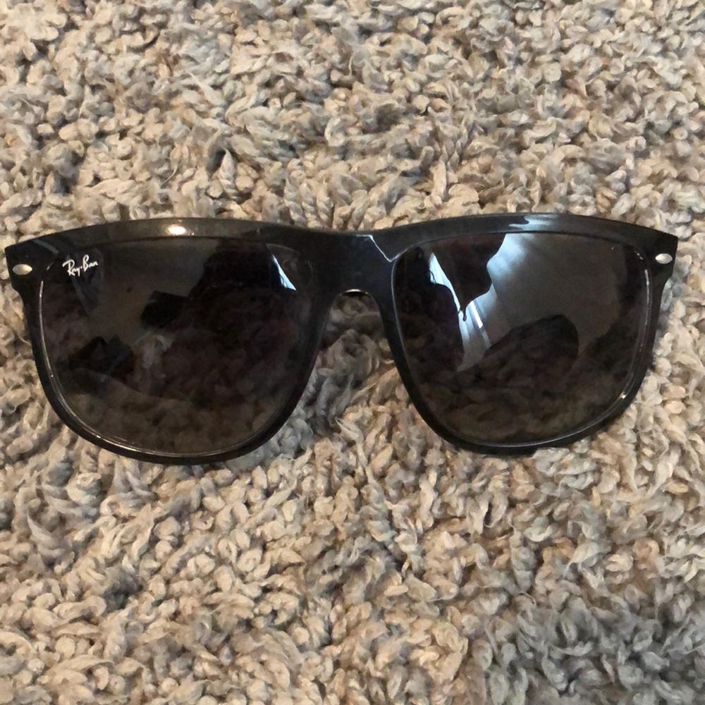 ray bans